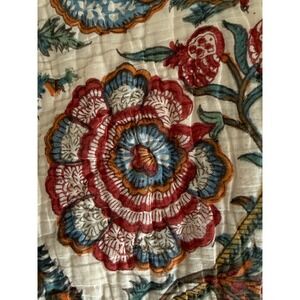 Pottery Barn Mia Haylie Queen Floral Block Print Reversible Quilt Throw Blanket